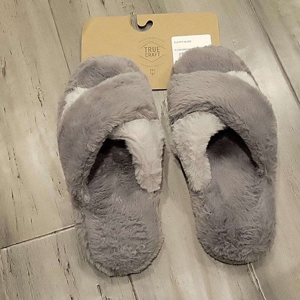 True craft Fluffy Slide Slippers S(5-6)